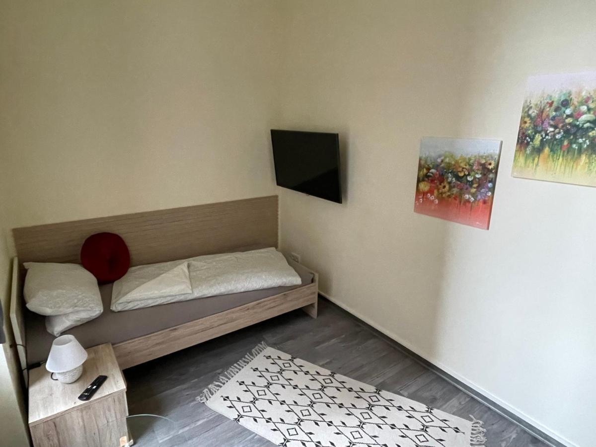 Elisabett Erfurt - Apartment Elisa - 4 Schlafzimmer Und 2 Baeder, Bis 6 Personen Extérieur photo